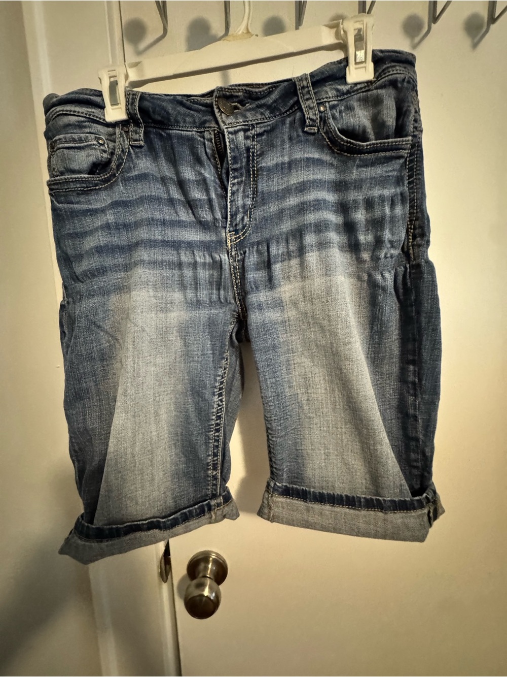 Daytrip Women's Washed Blue Denim Bermuda Shorts
